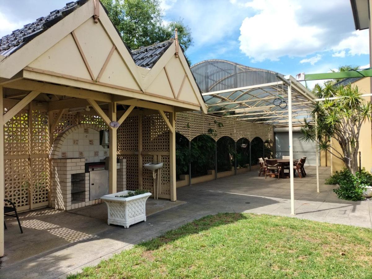 Apartamento 12 Mins To Mel Airport-Good Wood House St Albans Exterior foto